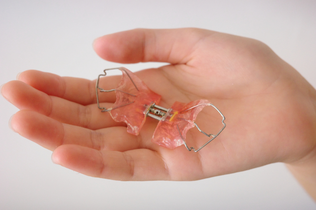 成田市・酒々井の床矯正について