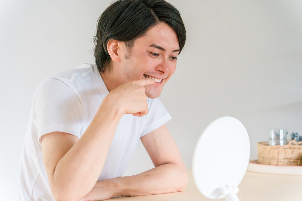 出っ歯の男性