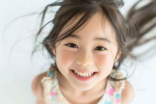 インビザライン・ファーストで綺麗な歯並びになった女の子