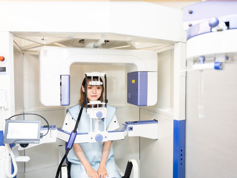 CTで撮影を受ける女性の患者さん